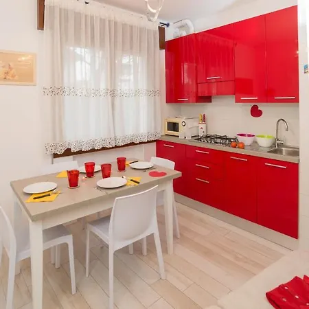 Nuovo E 3-4 Persone Apartament